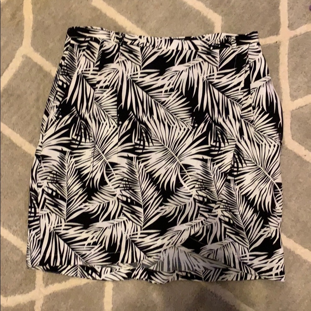 H&M Tropical Overlaping Skirt